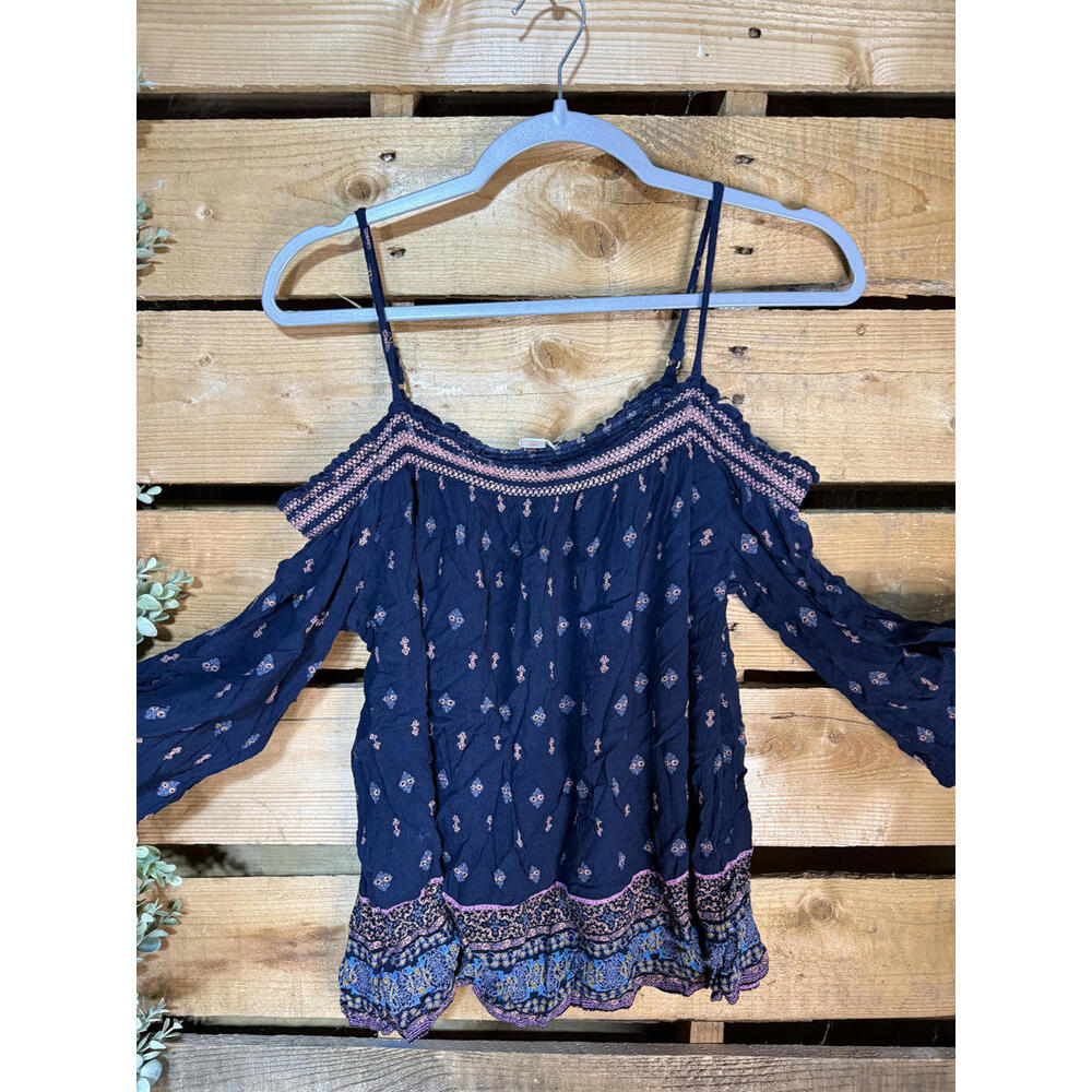 Xhilaration Women's Navy Blue Cold Shoulder Top XXL